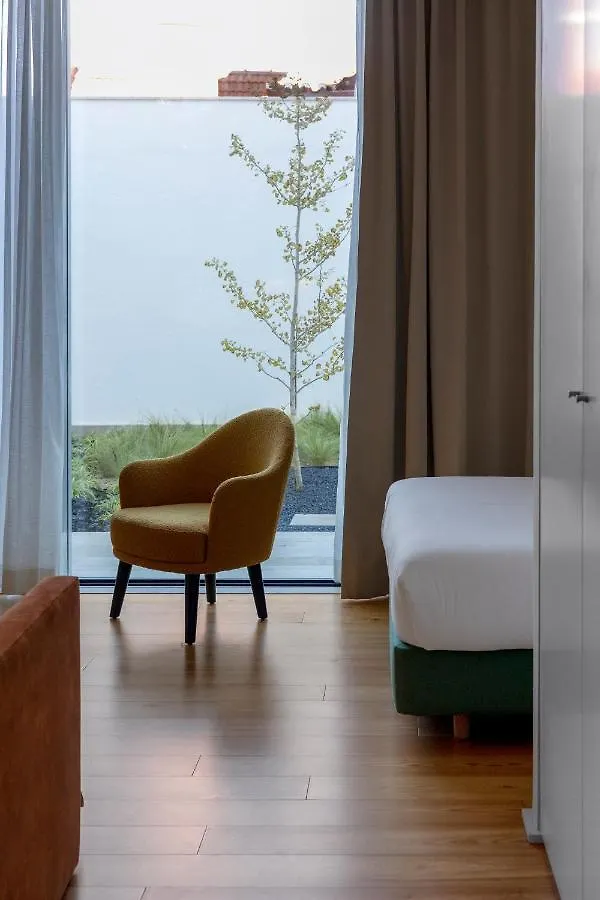 Lisbon Serviced Apartments - Estrela 0*,  Portugal